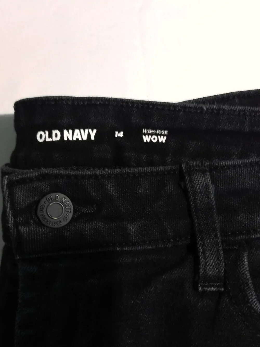 High waisted black rolled cuff jean shorts